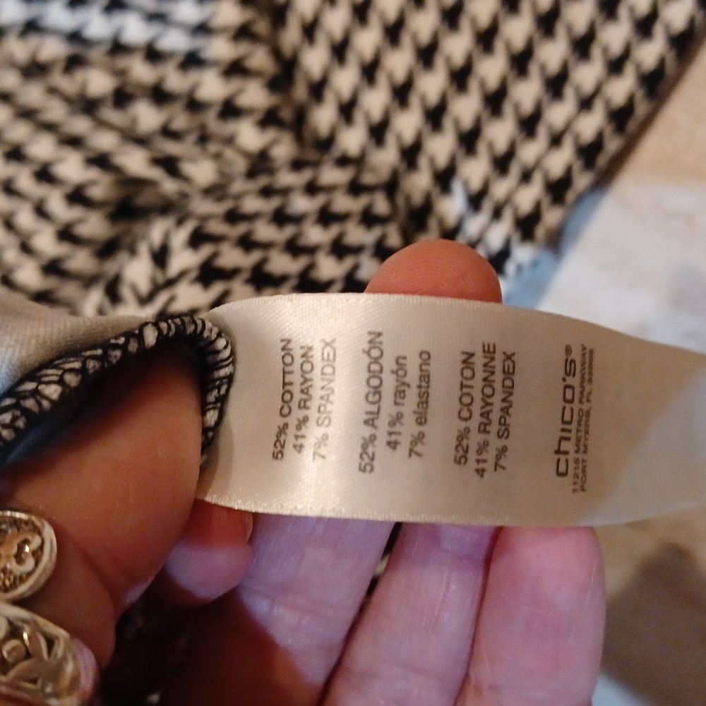 Gorgeous Chico's Houndstooth Pattern Jacket - image 7